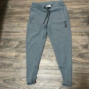 Youngla joggers size small
